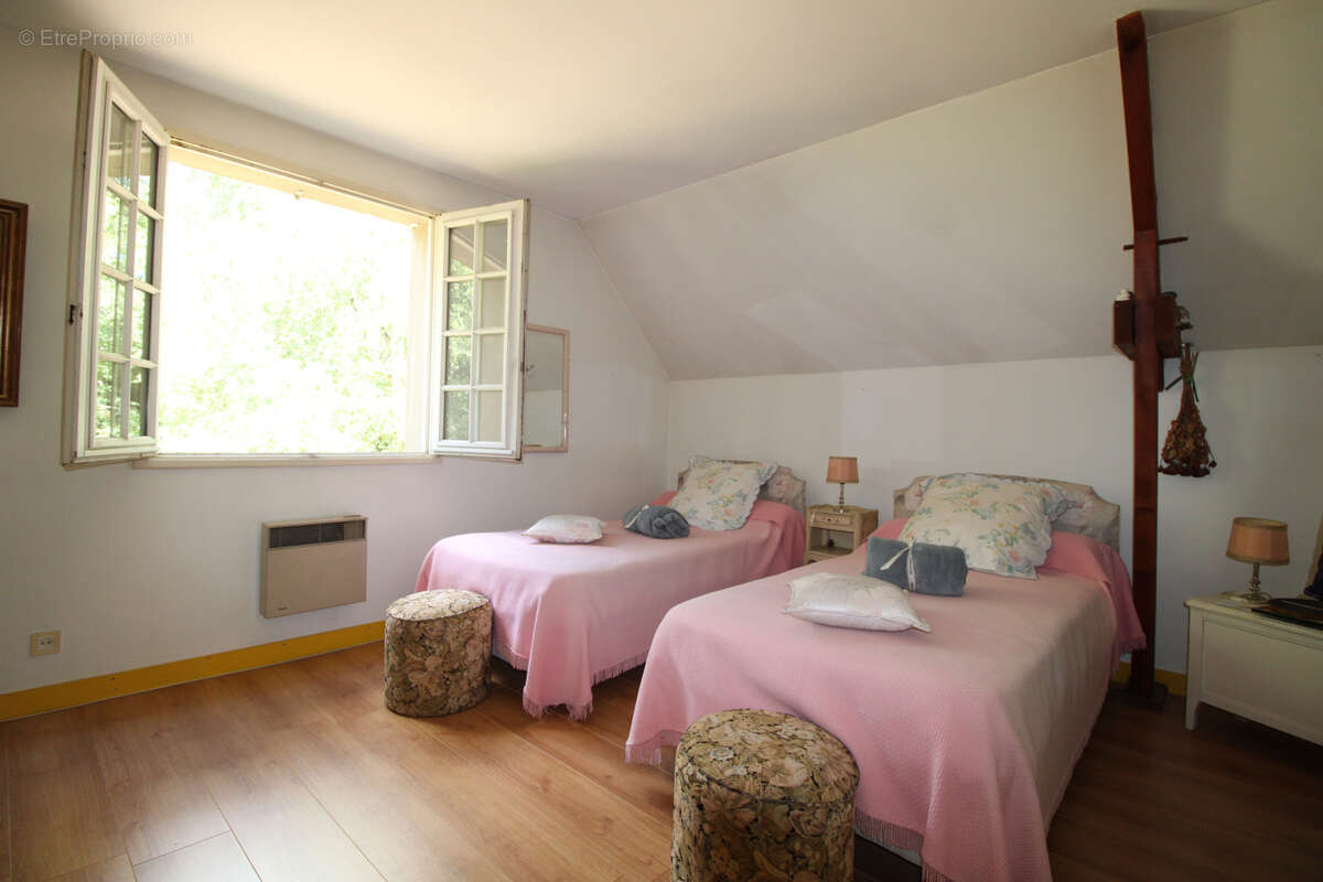 Maison à SAINT-SYLVAIN-D&#039;ANJOU