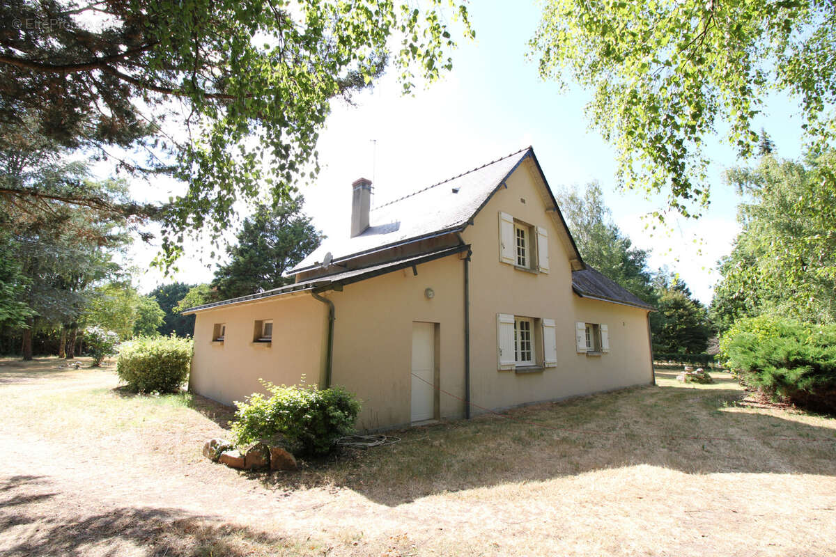 Maison à SAINT-SYLVAIN-D&#039;ANJOU