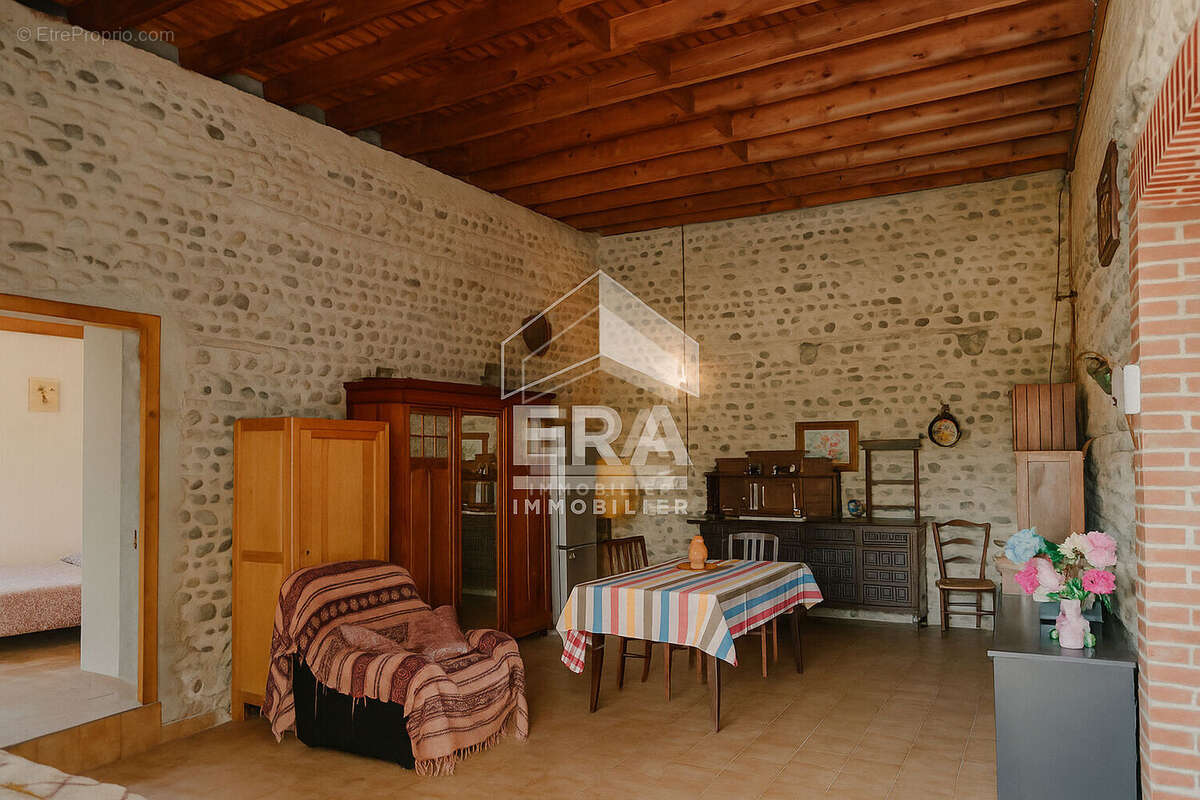 Maison à SARRIAC-BIGORRE