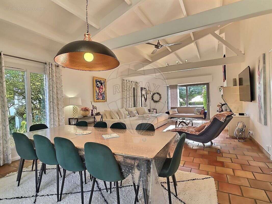 Maison à L&#039;HOUMEAU