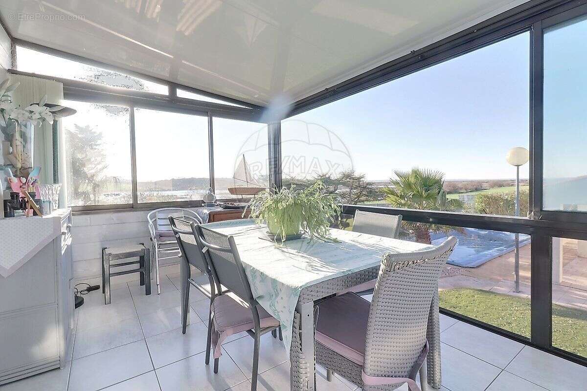 Maison à L&#039;HOUMEAU