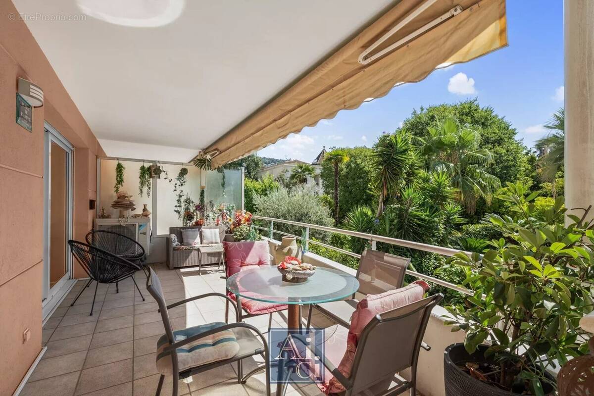 Appartement à CANNES