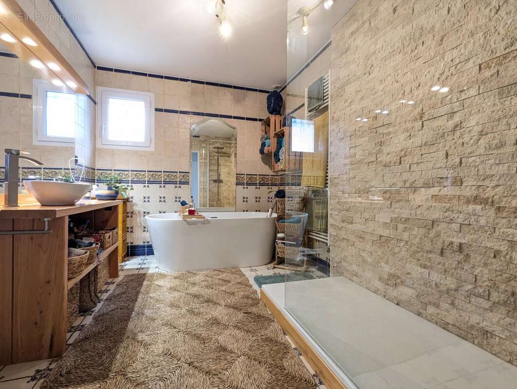 Maison à PACY-SUR-EURE