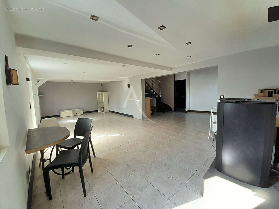 Maison à CREON-D&#039;ARMAGNAC