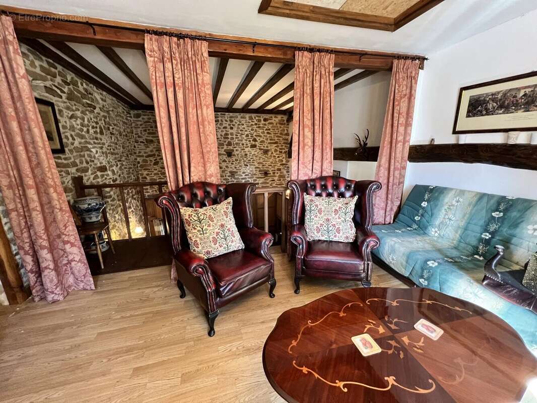 Maison à SAINT-SEBASTIEN