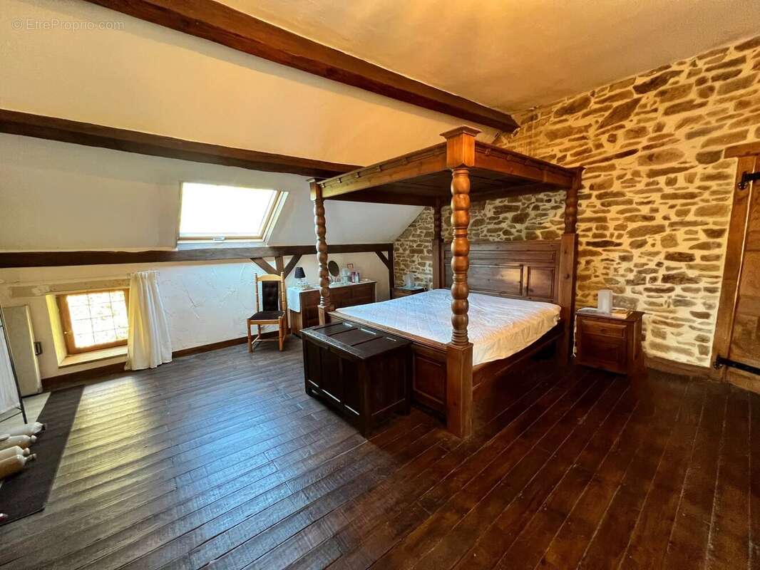 Maison à SAINT-SEBASTIEN