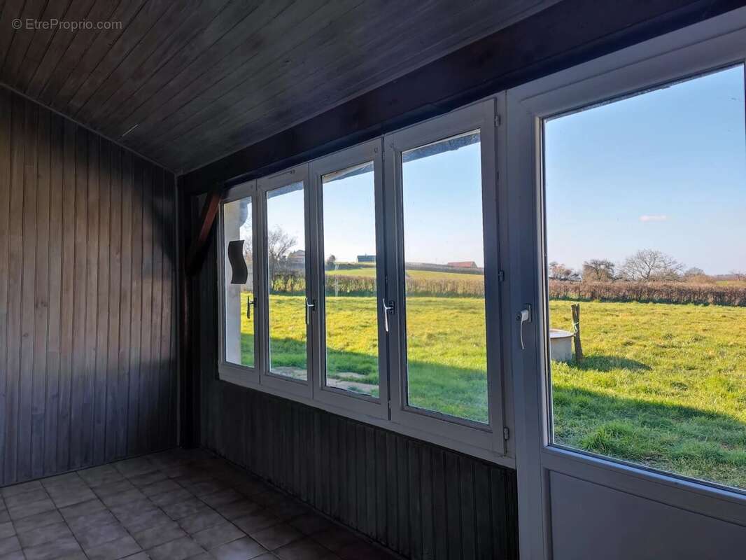 Maison à SAVIGNY-POIL-FOL