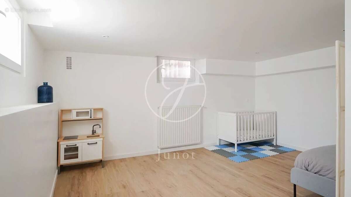 Maison à SAINT-OUEN