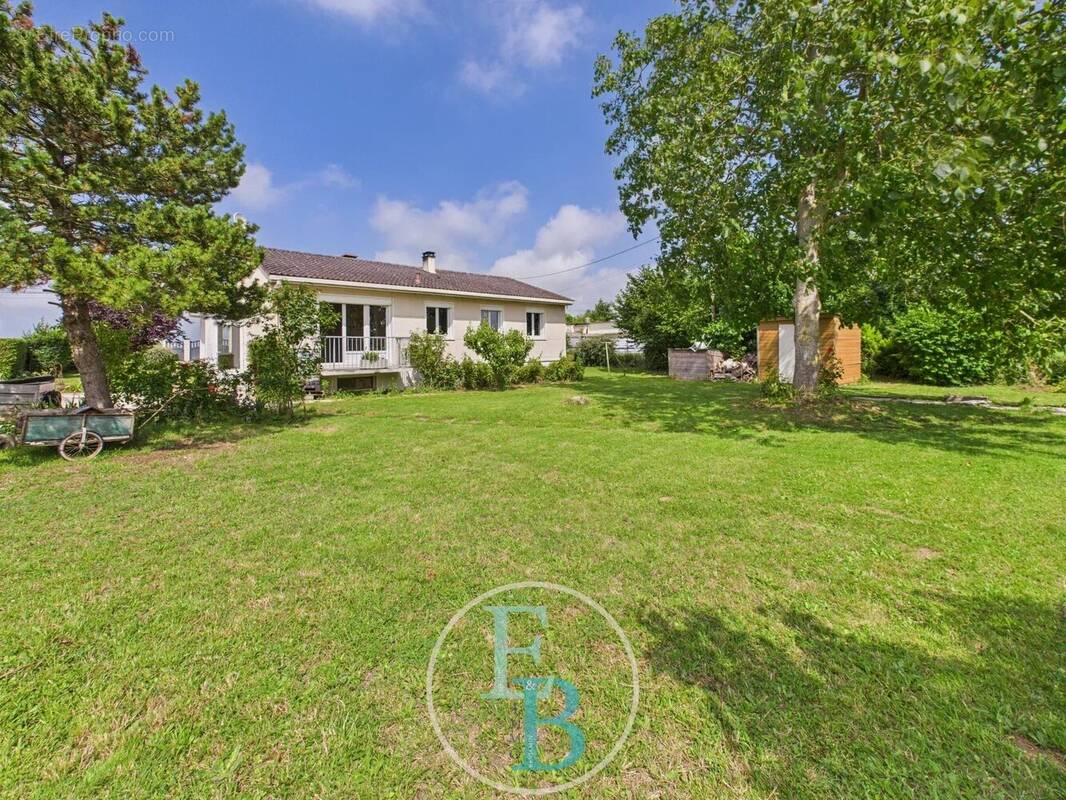 Maison à AMFREVILLE