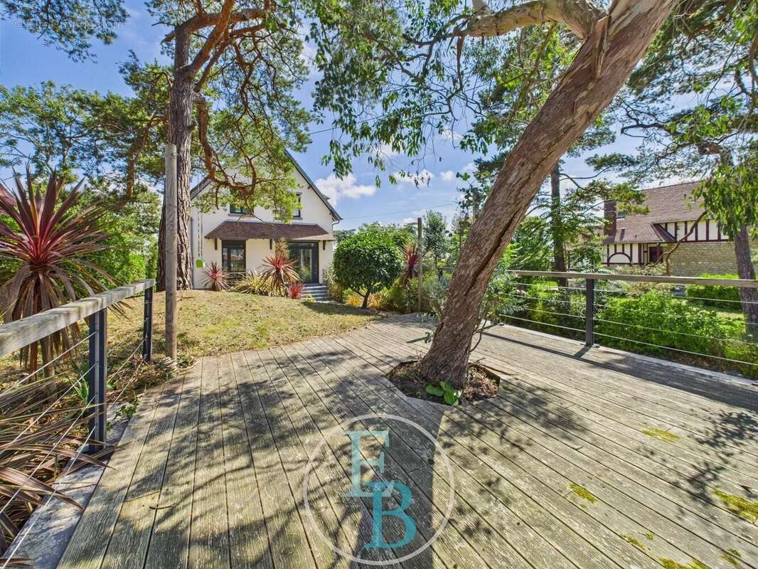 Maison à MERVILLE-FRANCEVILLE-PLAGE