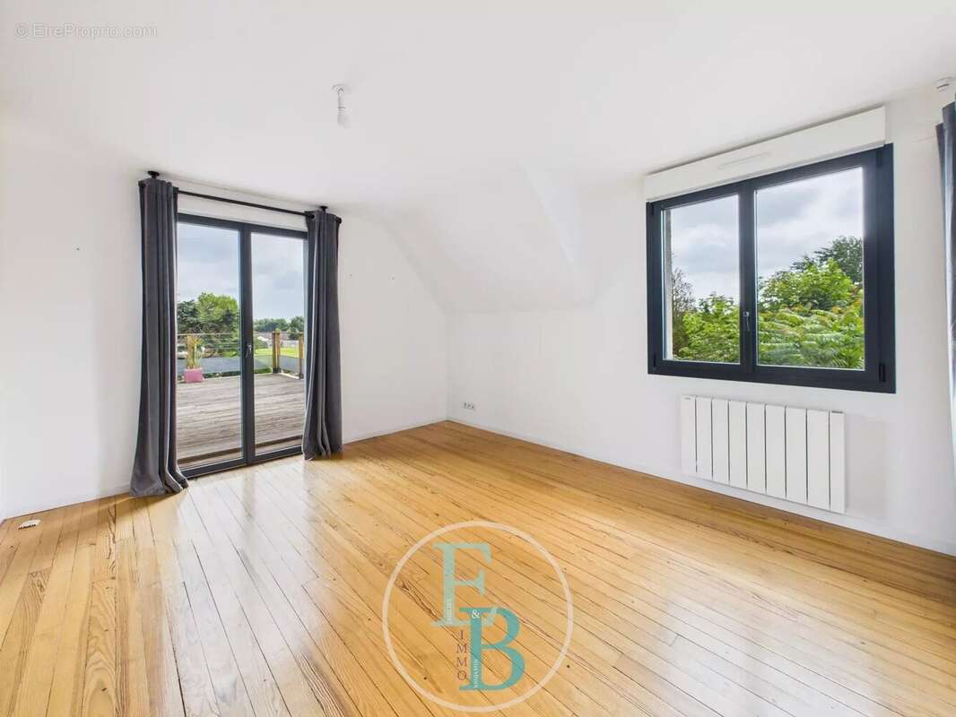 Maison à MERVILLE-FRANCEVILLE-PLAGE