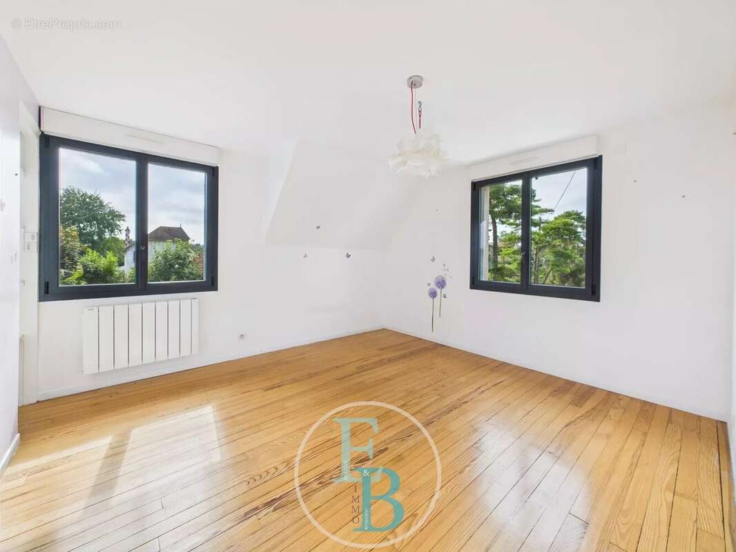 Maison à MERVILLE-FRANCEVILLE-PLAGE