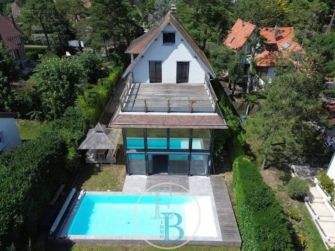 Maison à MERVILLE-FRANCEVILLE-PLAGE