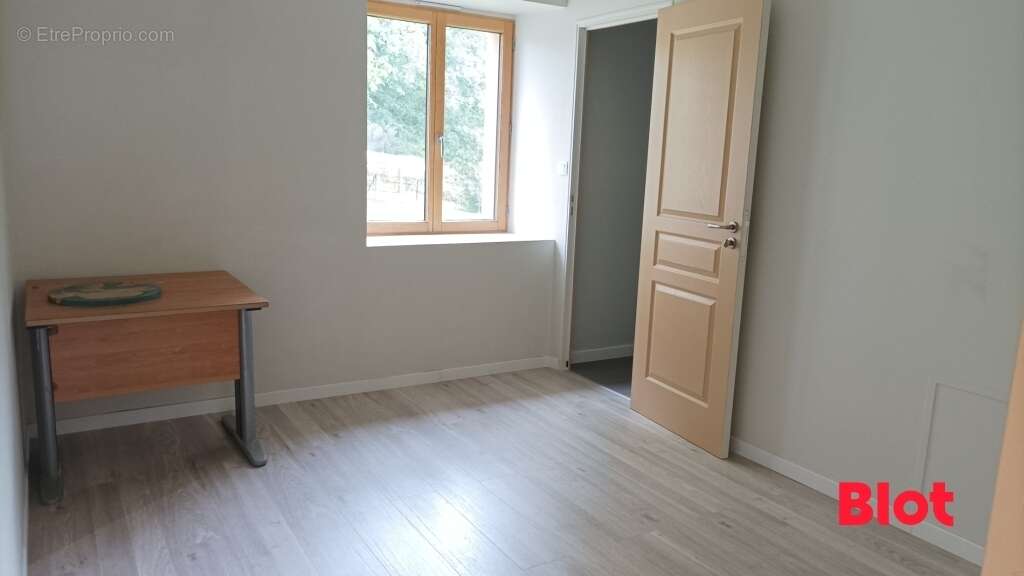 Maison à LA BOUEXIERE