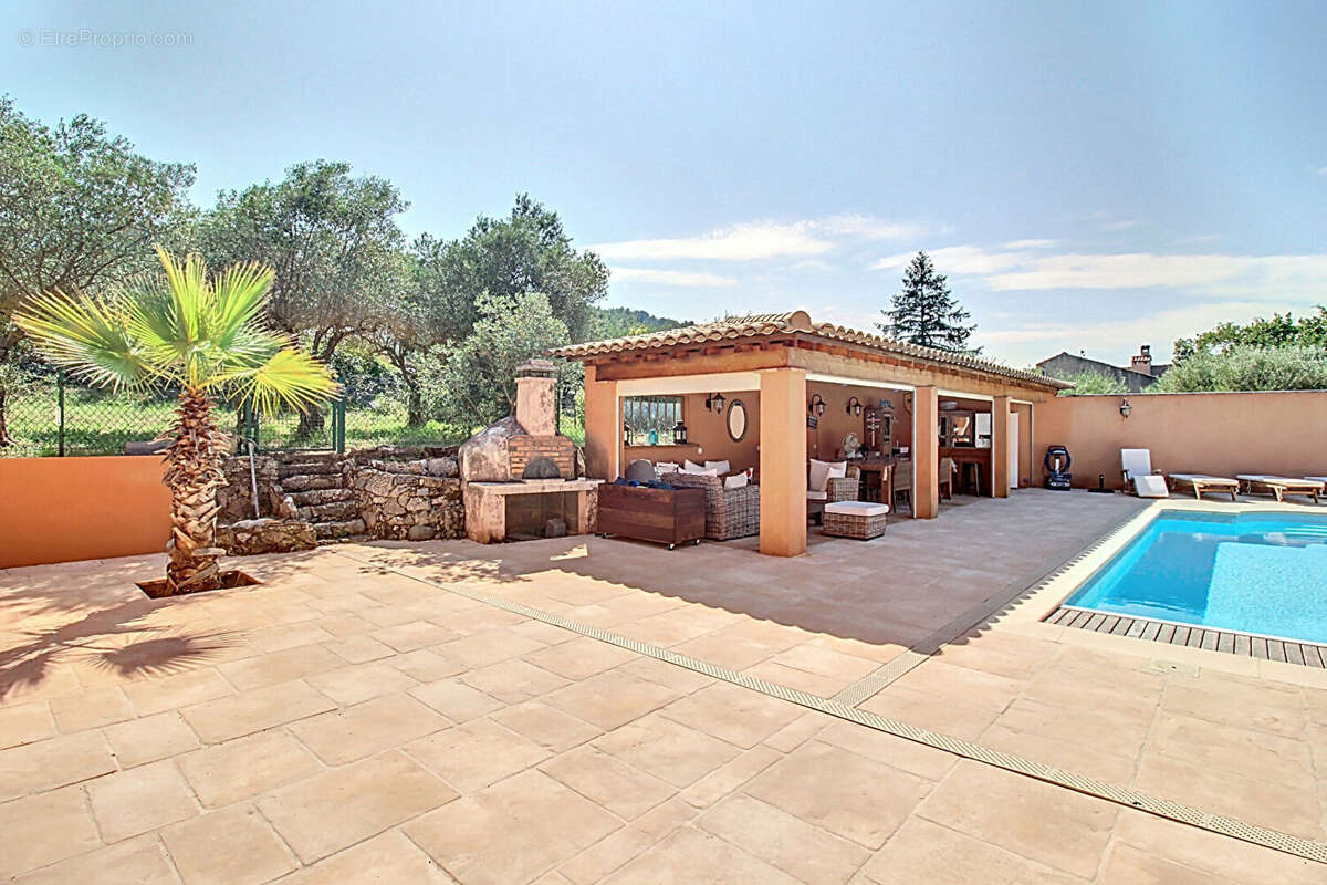 Maison à DRAGUIGNAN