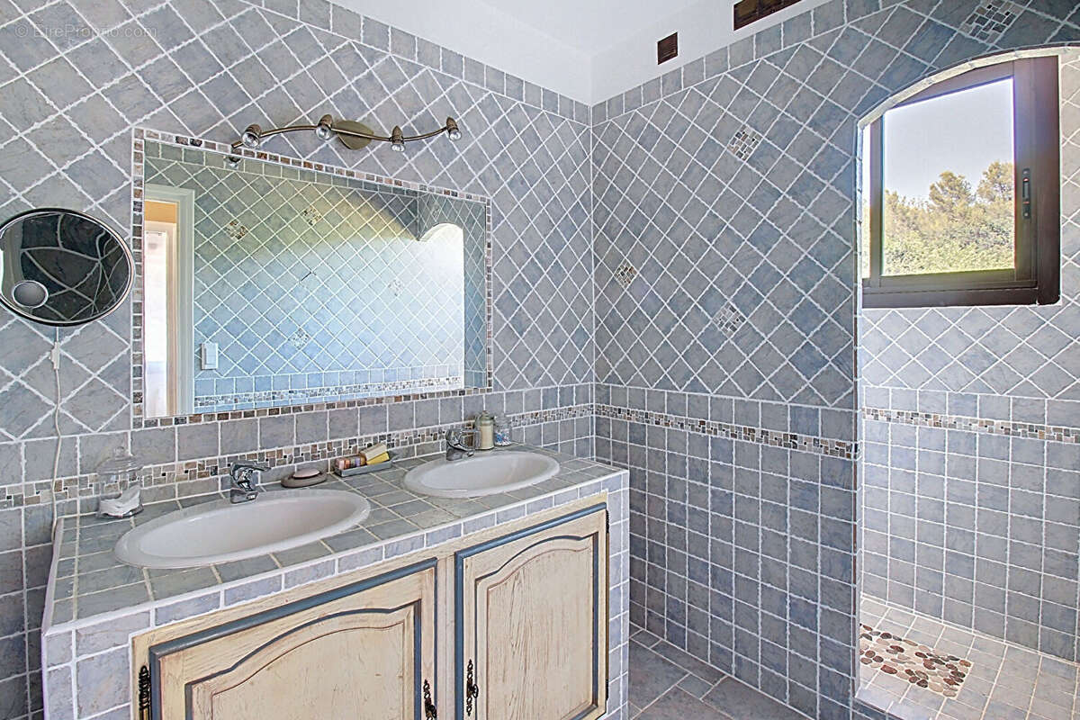 Maison à DRAGUIGNAN