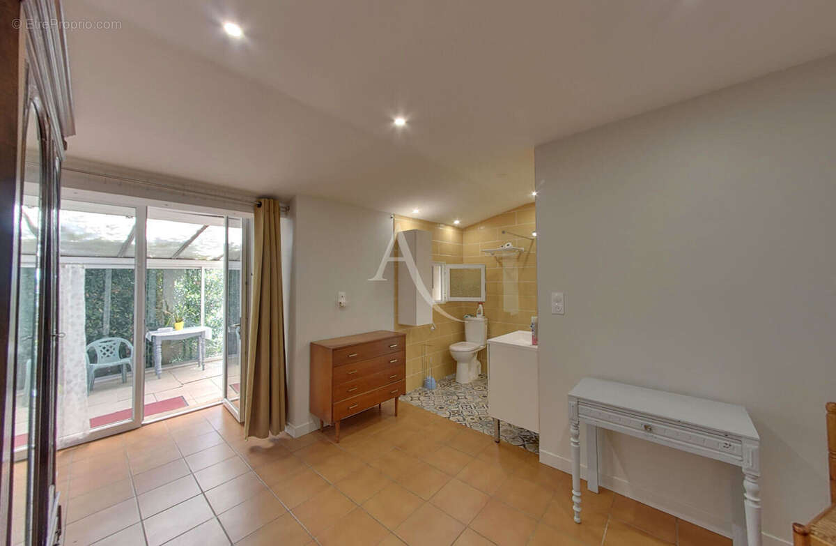 Maison à L&#039;HONOR-DE-COS