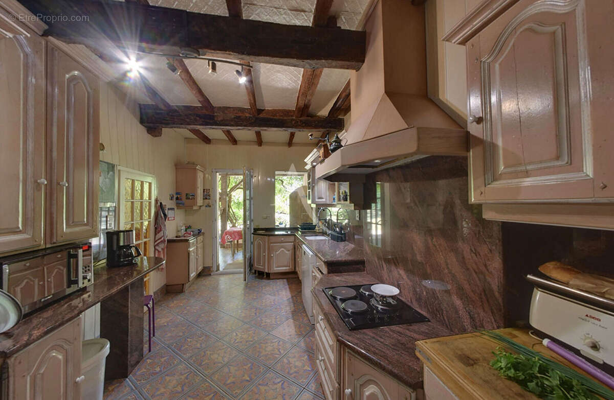 Maison à L&#039;HONOR-DE-COS