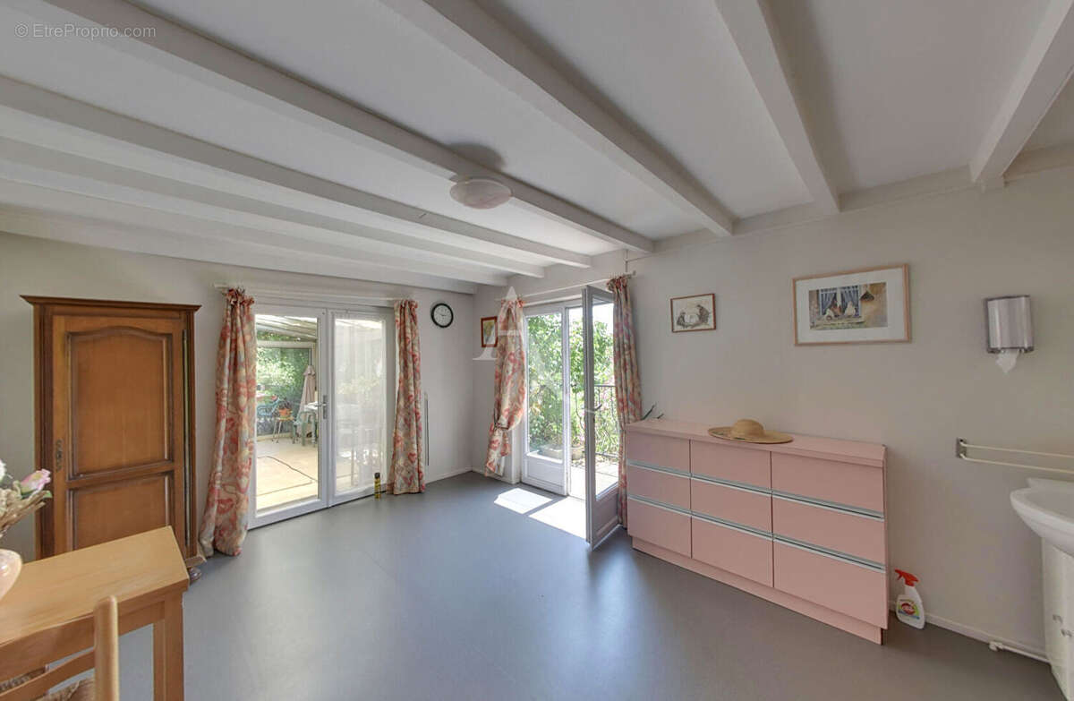 Maison à L&#039;HONOR-DE-COS