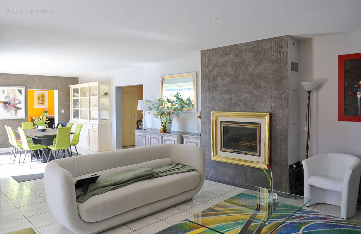 Maison à MESCHERS-SUR-GIRONDE