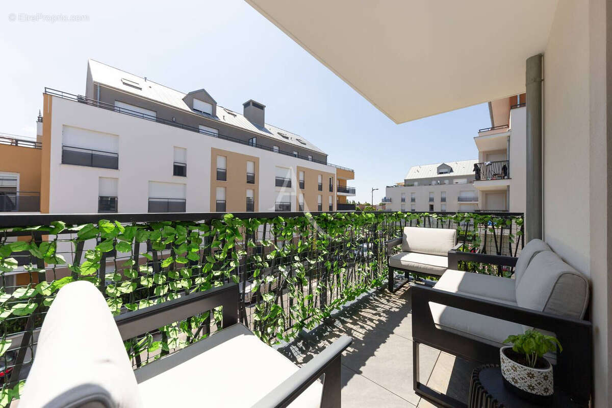 Appartement à OZOIR-LA-FERRIERE