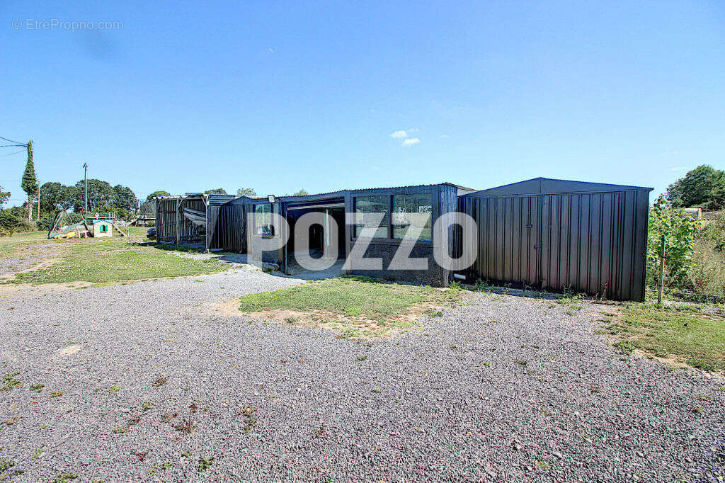 Maison à SAINT-PLANCHERS