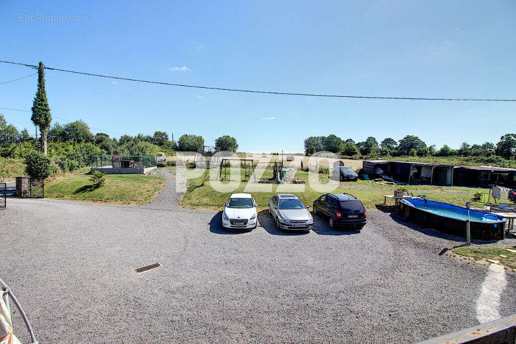 Maison à SAINT-PLANCHERS