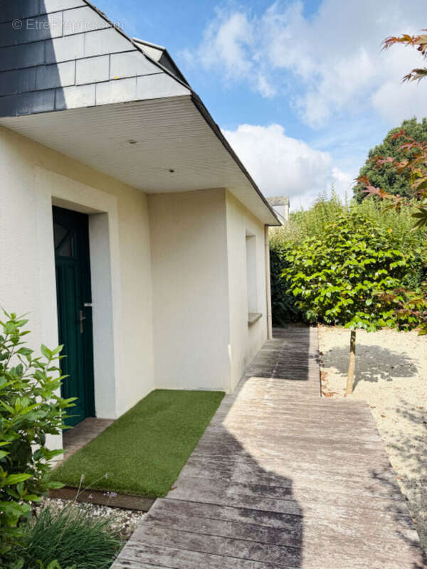 Maison à VAL-D&#039;IZE