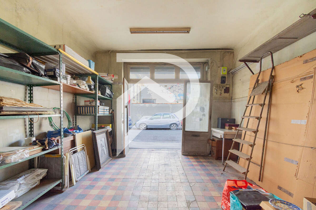 Commerce à MARSEILLE-5E