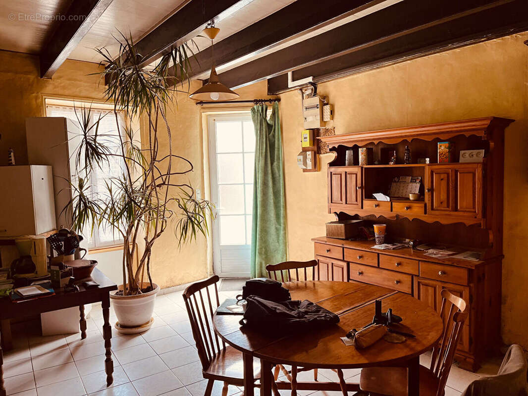 Maison à SIGOURNAIS