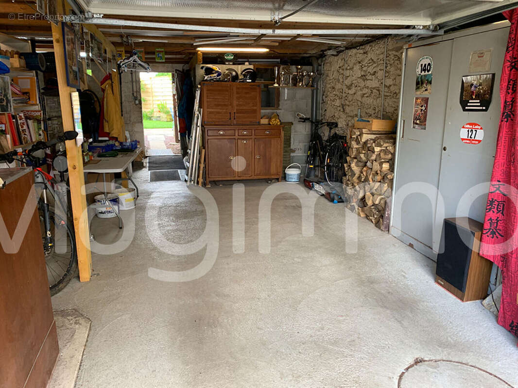 Maison à SAINT-HILAIRE-LE-VOUHIS