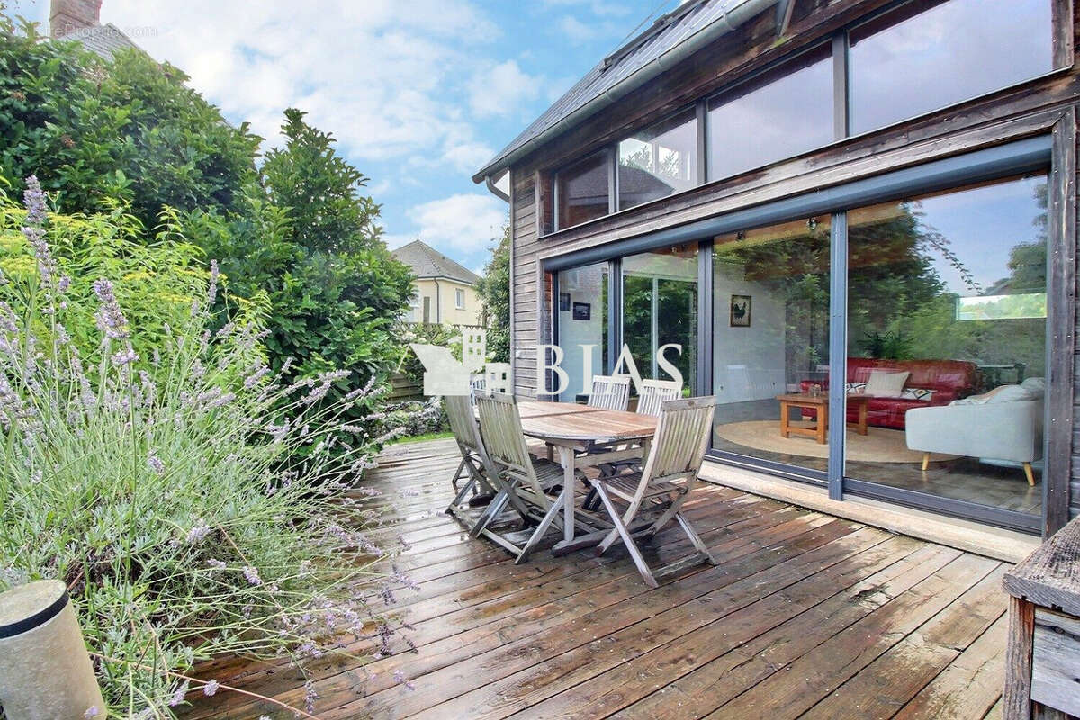 Maison à LE THUIT-SIGNOL