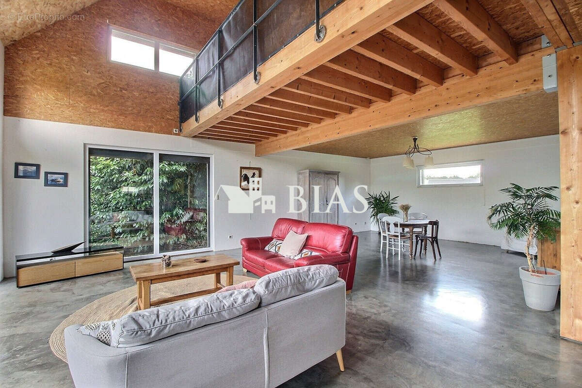 Maison à LE THUIT-SIGNOL