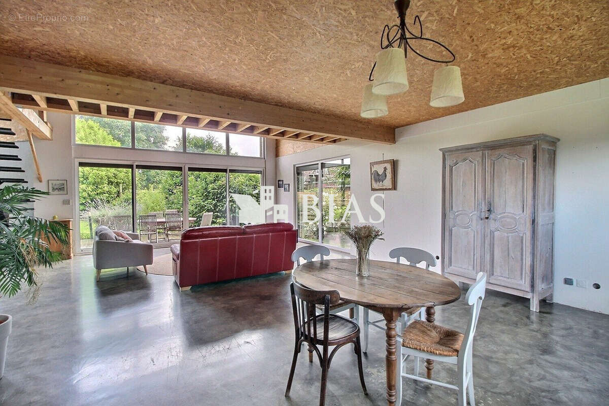 Maison à LE THUIT-SIGNOL