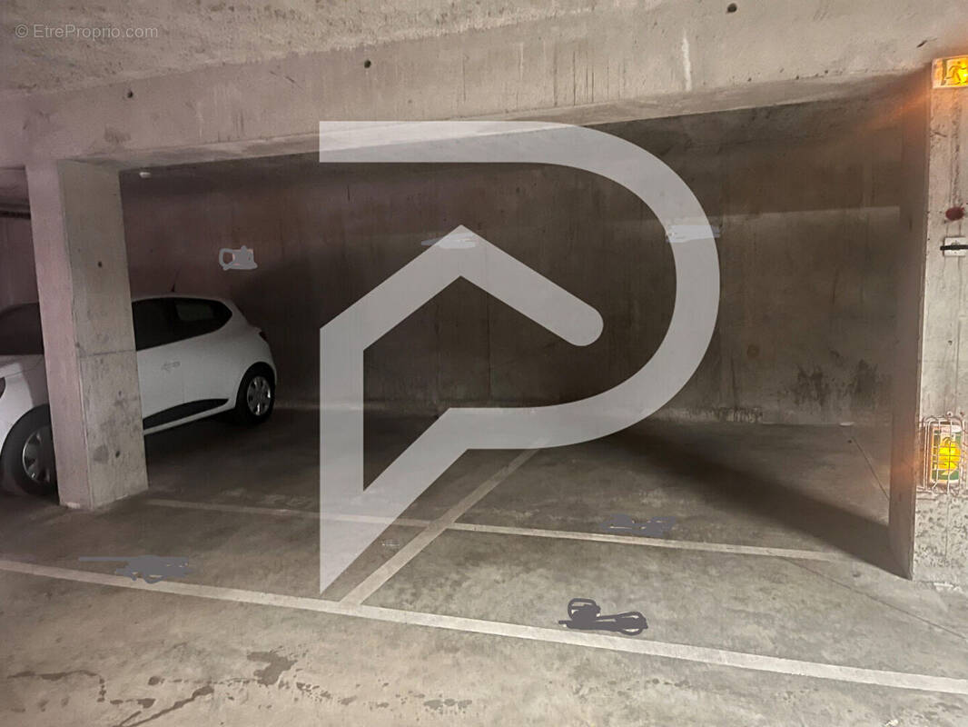 Parking à CHATOU