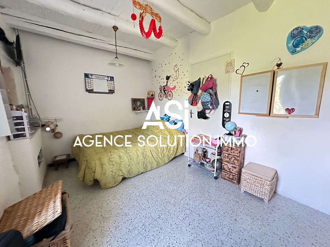 Maison à VILLENEUVE-DE-BERG