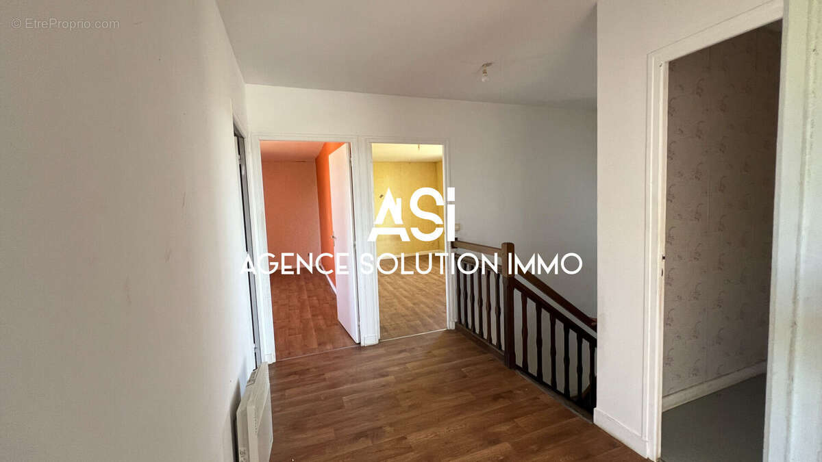 Maison à SAINT-FRAIMBAULT-DE-PRIERES