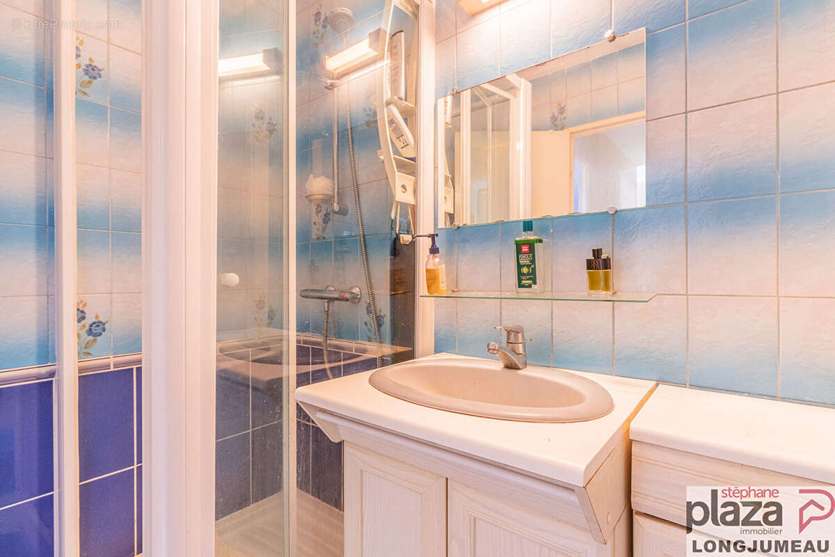 Maison à SAULX-LES-CHARTREUX