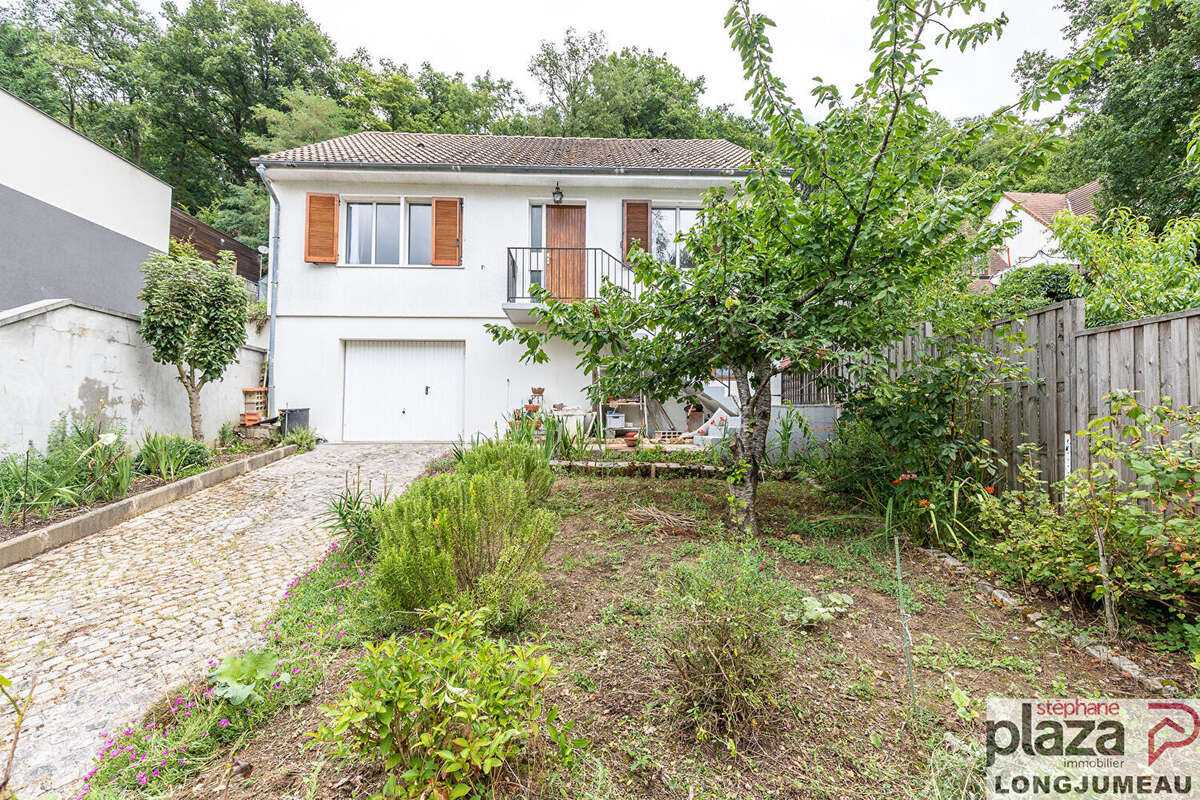 Maison à SAULX-LES-CHARTREUX