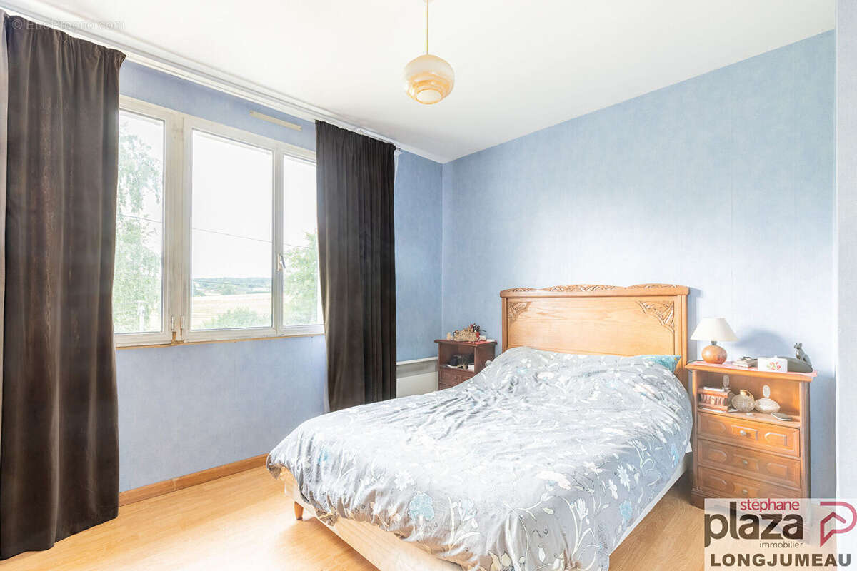 Maison à SAULX-LES-CHARTREUX