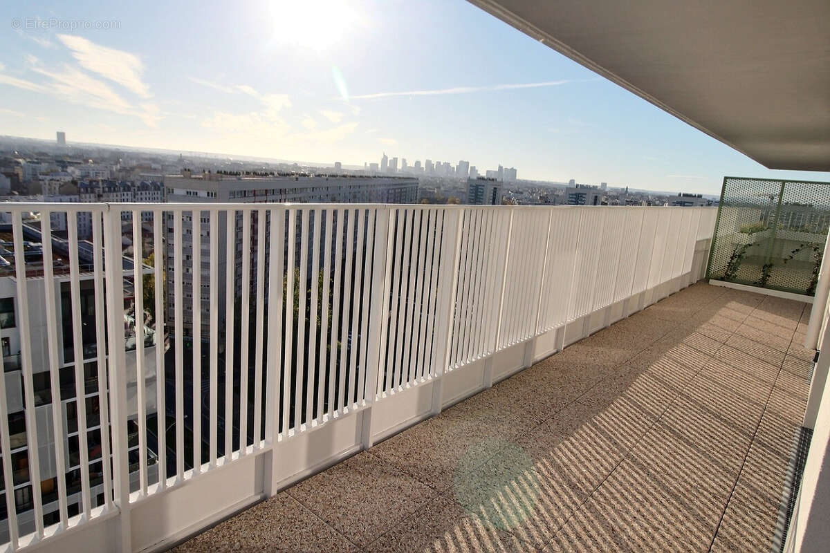 Appartement à GENNEVILLIERS