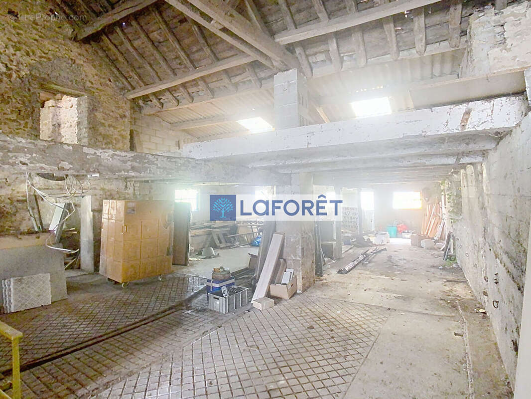 Maison à FAYL-BILLOT