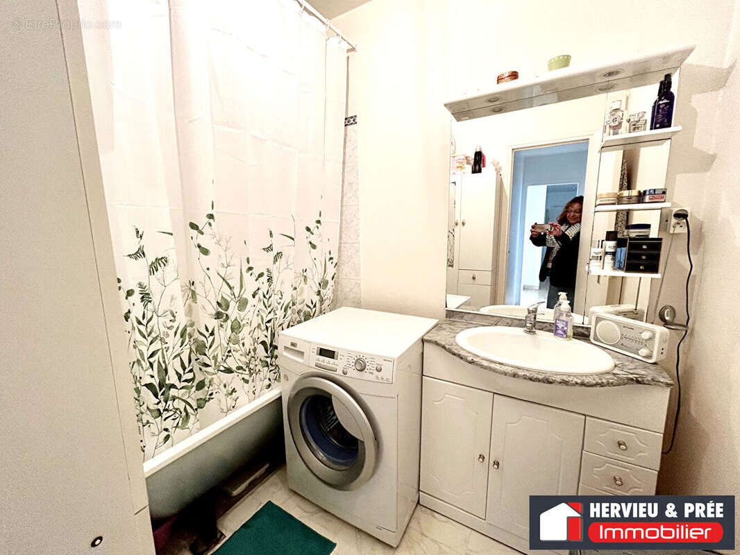 Appartement à OUISTREHAM