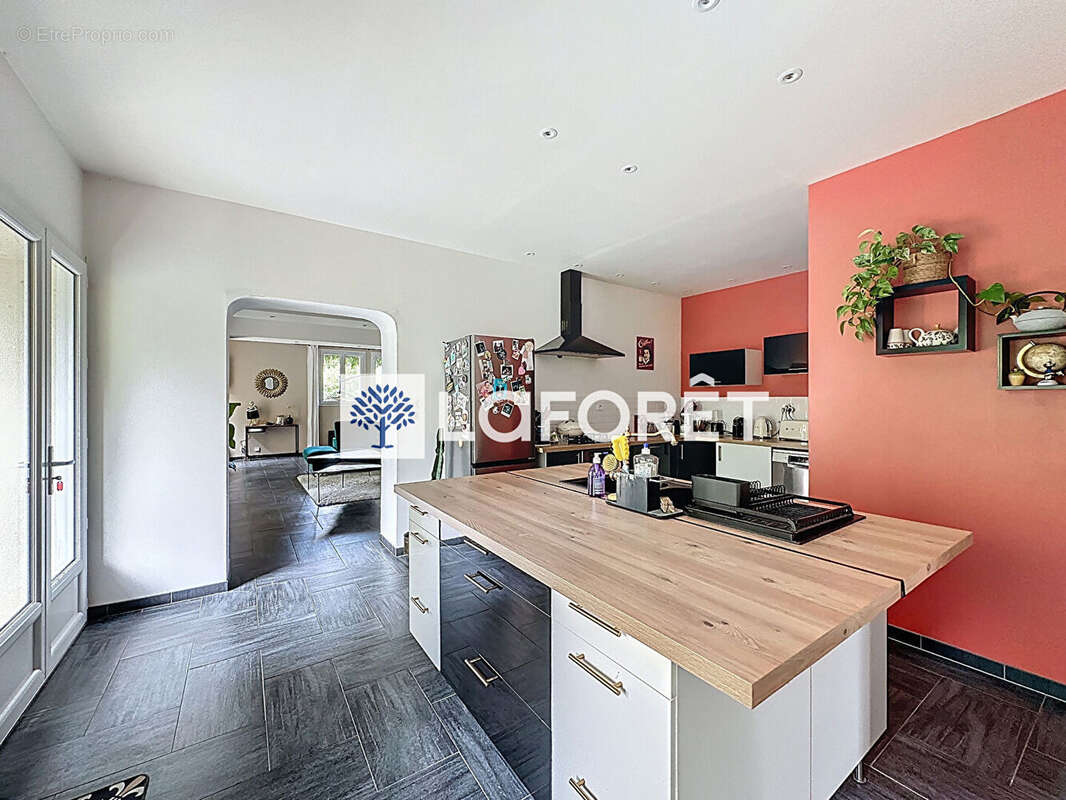 Maison à LETTEGUIVES