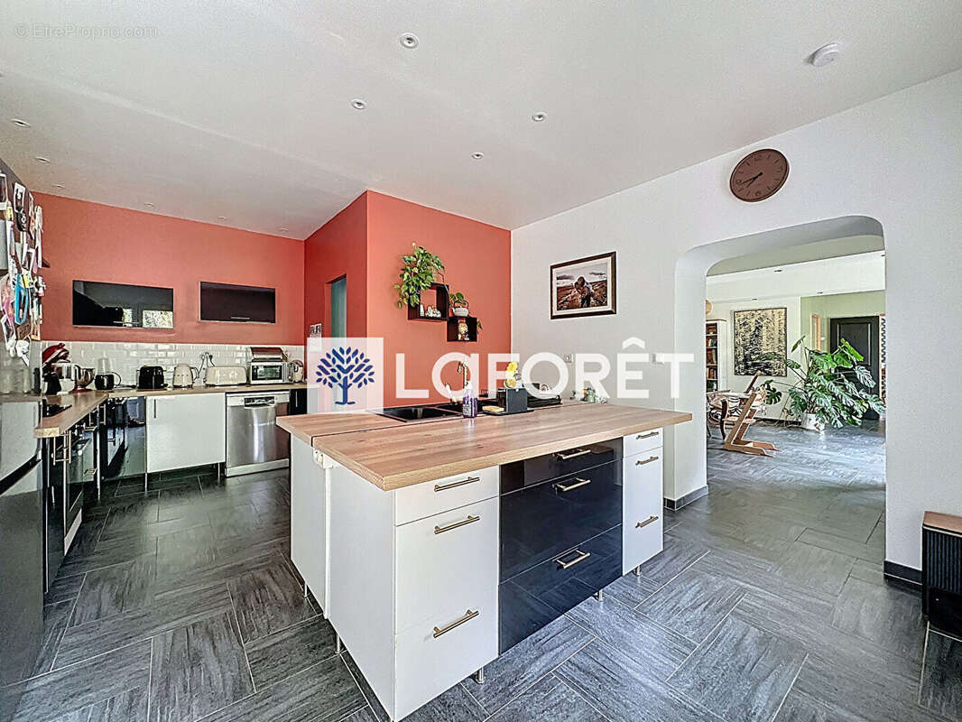 Maison à LETTEGUIVES