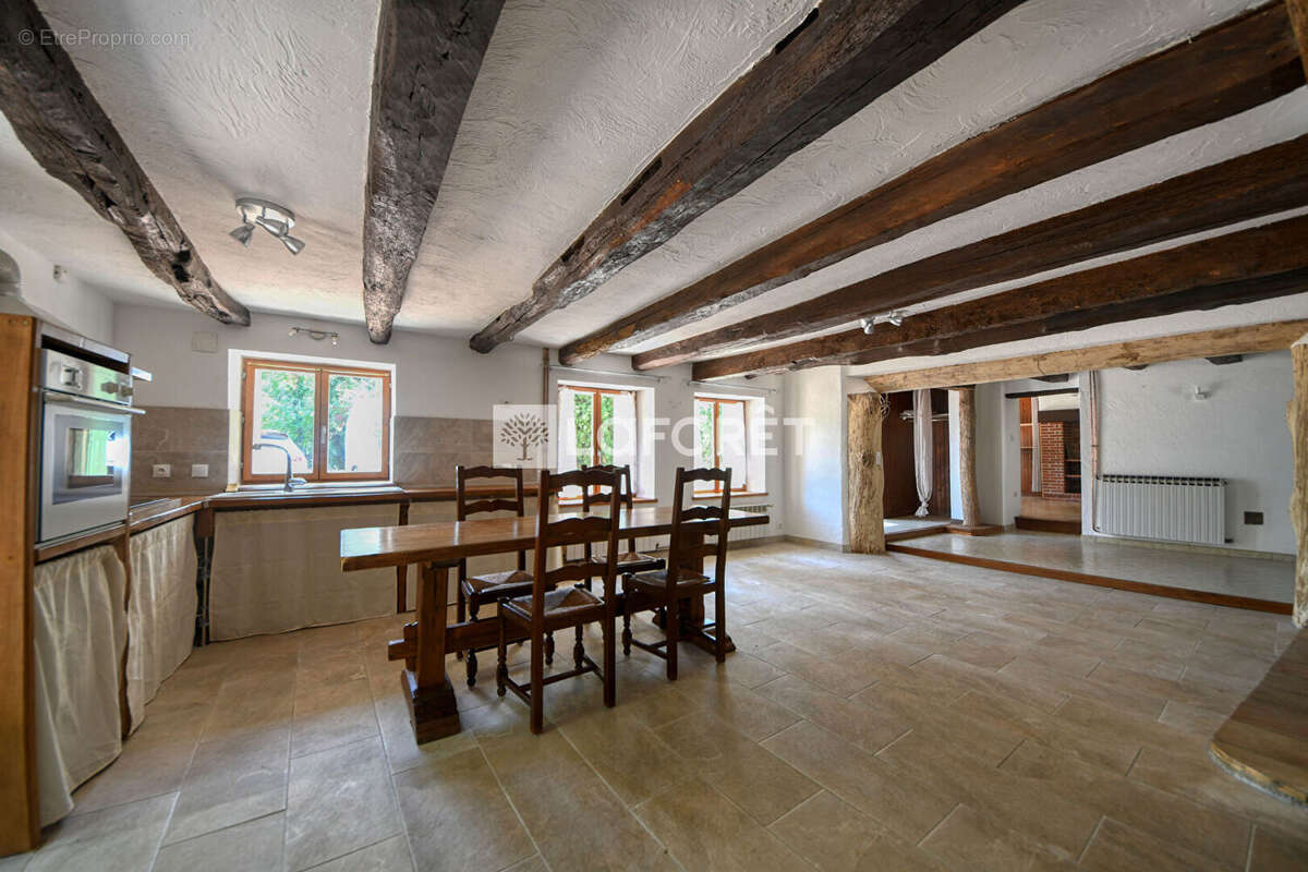 Maison à LISLE-SUR-TARN