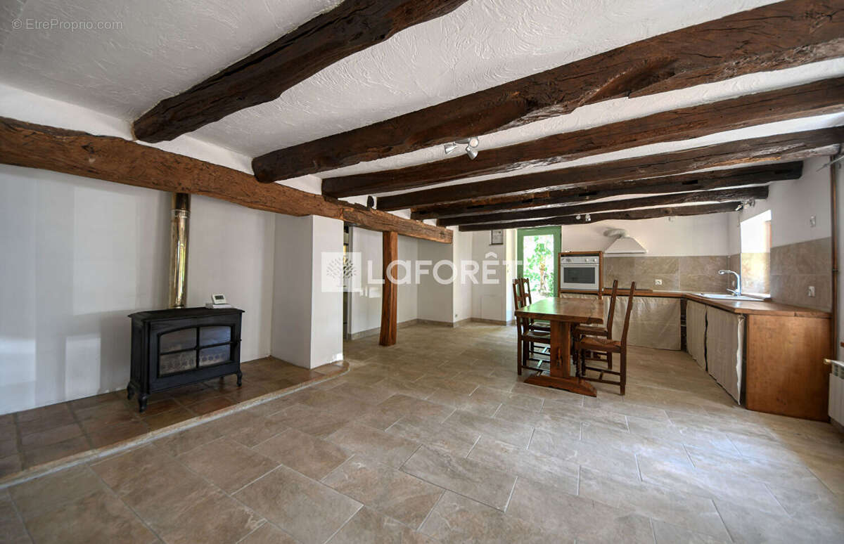 Maison à LISLE-SUR-TARN