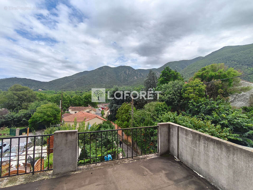 Appartement à ARLES-SUR-TECH