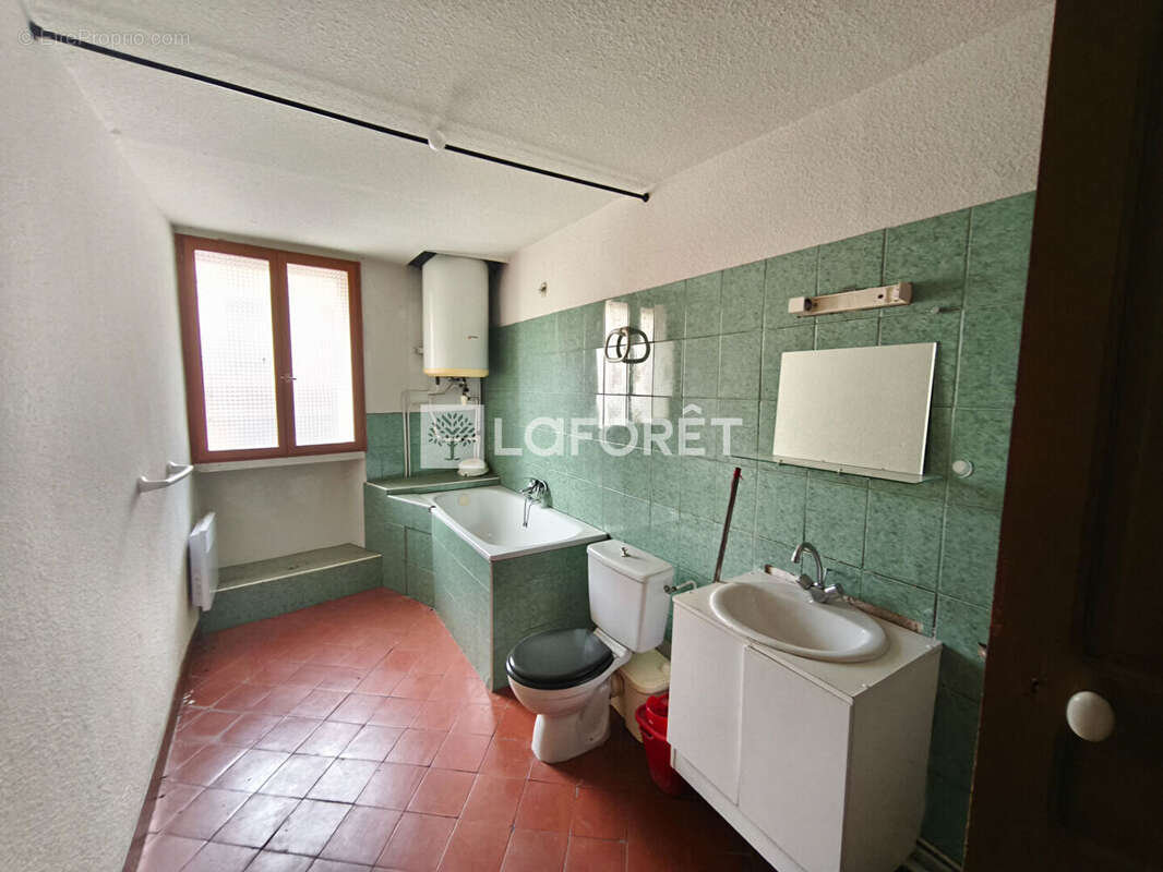 Appartement à ARLES-SUR-TECH