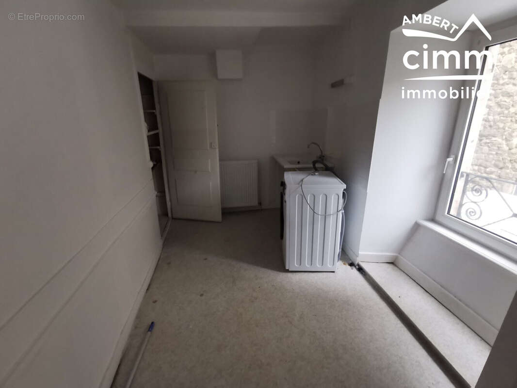 Maison à CRAPONNE-SUR-ARZON